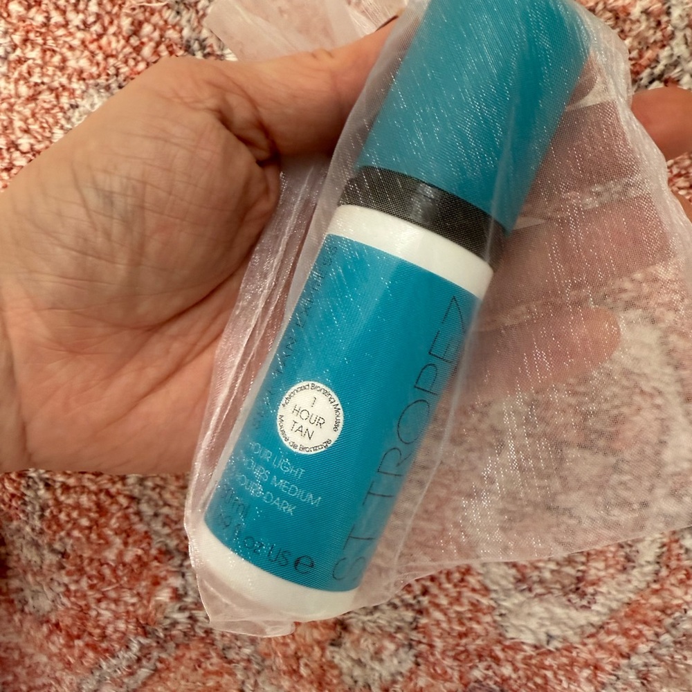 Brand new travel sized  st tropez self tanner nwt